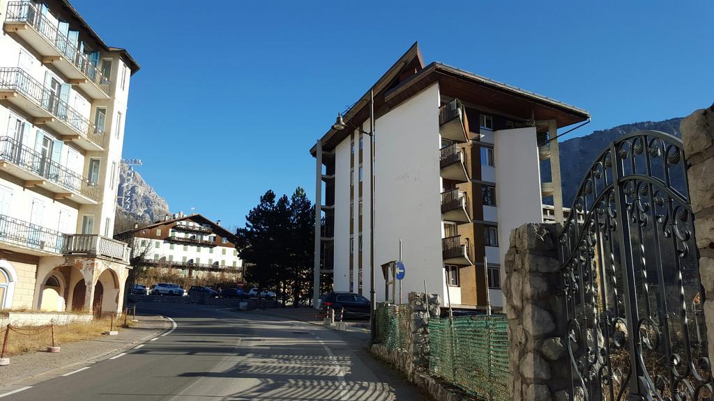 Supermountainski Cortina Cortina dʼAmpezzo Exterior foto
